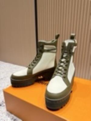wholesale quality women louis vuitton shoes model no. 542